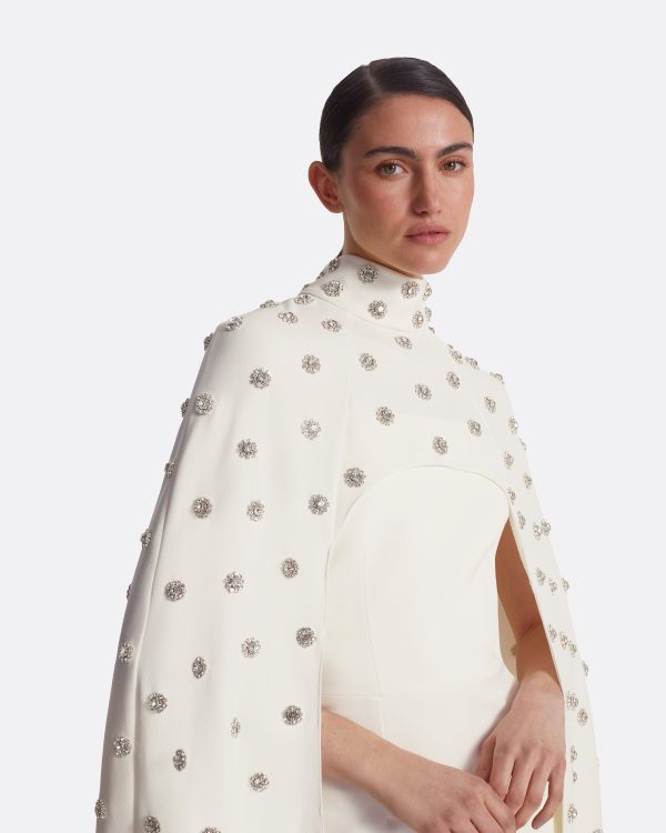 Manore Ivory Embroidered Harness - Image 3