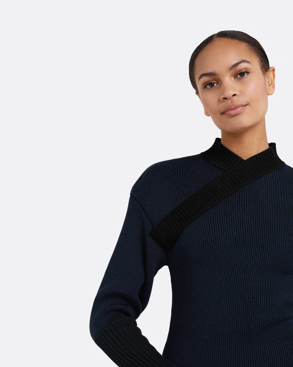 Genie Knit In Navy & Black - Image 3