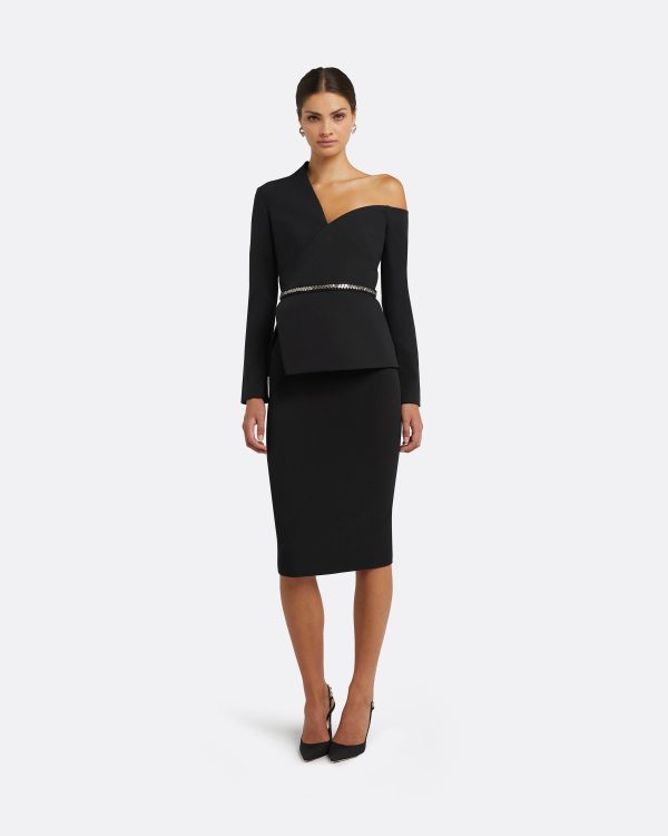 Brielle Black Top With Embroidered Belt
